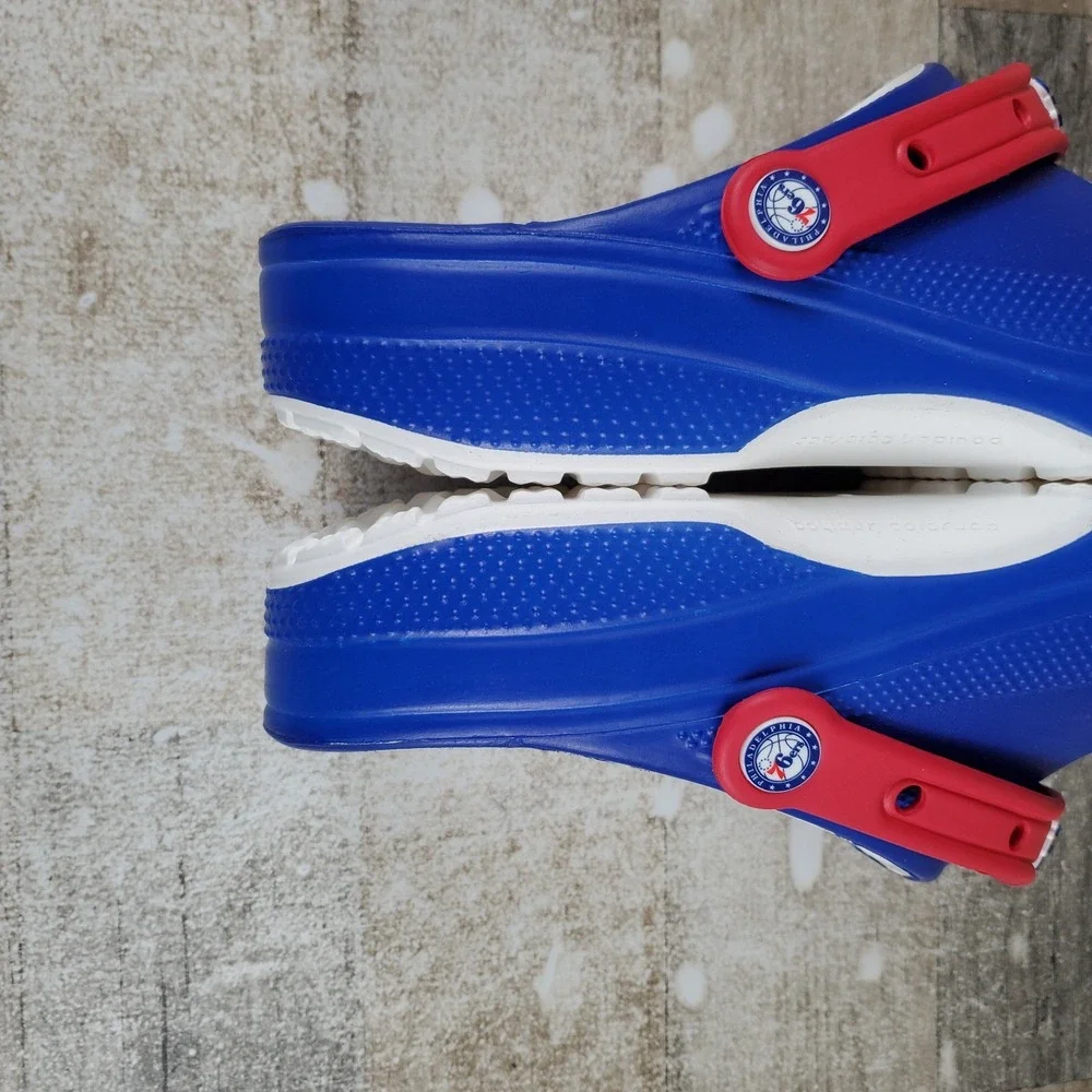 Crocs NBA Philadelphia 76ers Classic Mens Clogs Sz 11 Blue Red Rubber Slingback